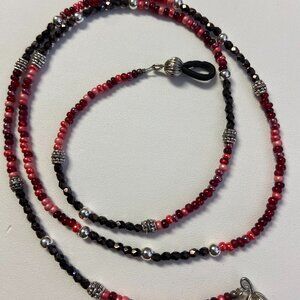 Hanging Neck Glasses Chain Beaded red & black.